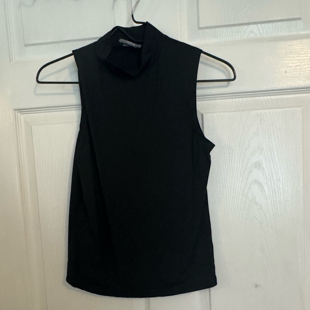 Olivia Rae Women’s Black Tank Top Size Medium
